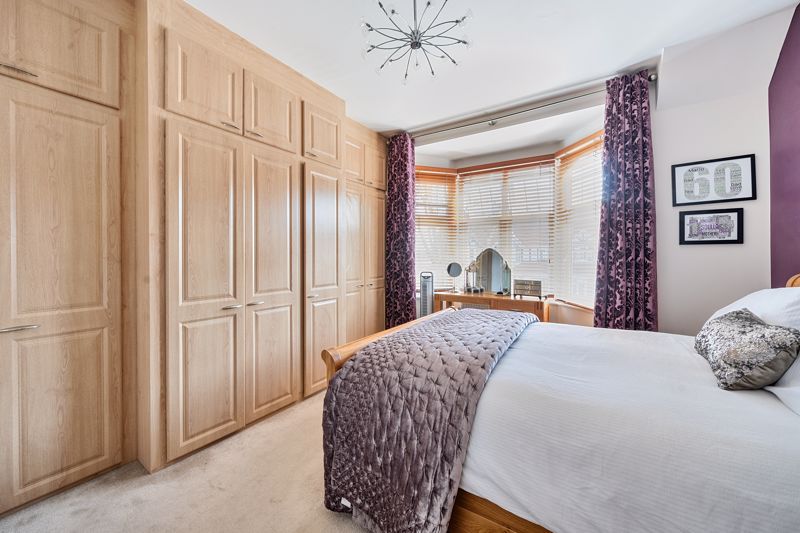 Bedroom- click for photo gallery